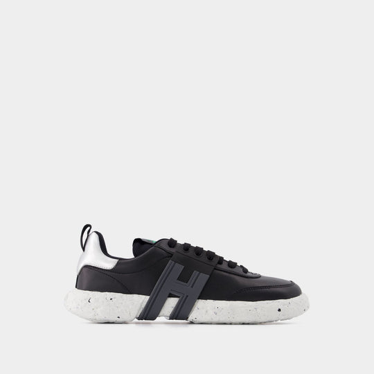 3R Allacciato H Sneakers in Black Leather