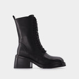 Heike Ankle Boots in Black Leather