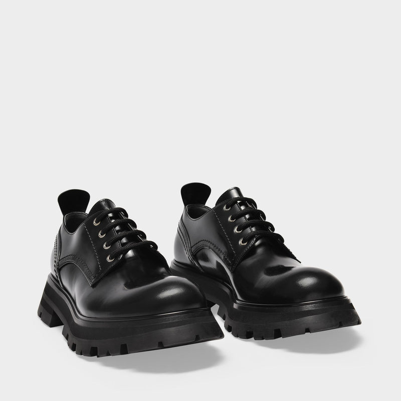 Derby Flat Shoes in Black Leather