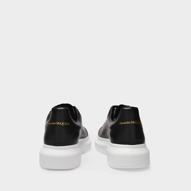 Oversized  Sneakers - Alexander Mcqueen - Black/White - Leather
