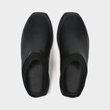 Mono Mules in Black Leather