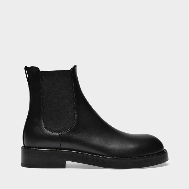 Stef Chelsea Ankle Boots in Black Leather