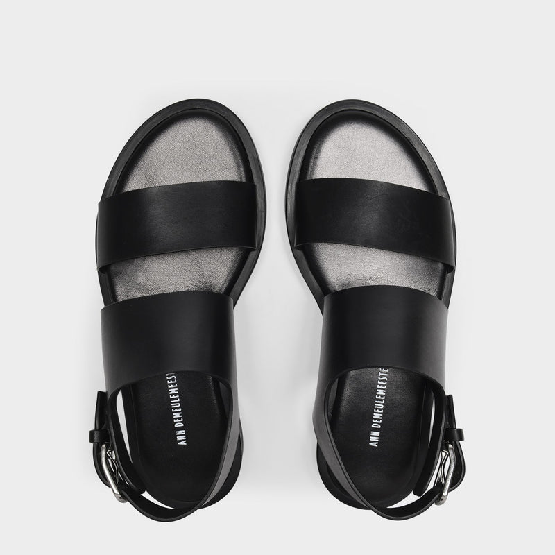 Lore Sandals in Black Leather