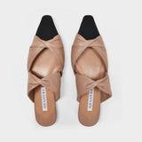 Twist Flat Shoes in Beige and Black Leather