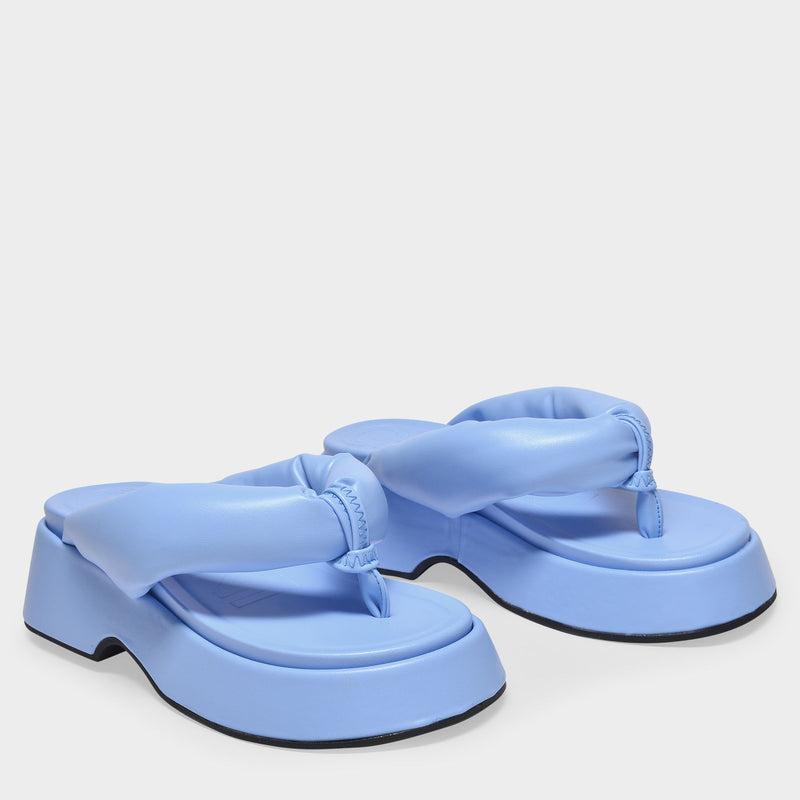 Retro Sandals in Blue