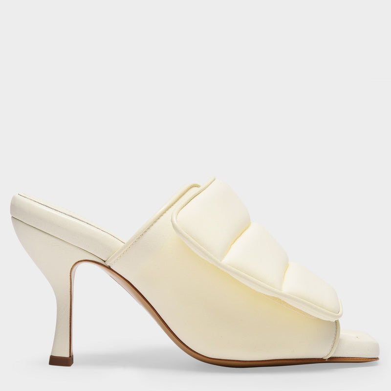 Gia 4 M201 Ivory Sandals
