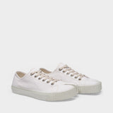 Tabi Low Top Sneakers in White Coton