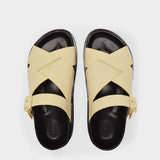 Kate Sandals in Beige Leather