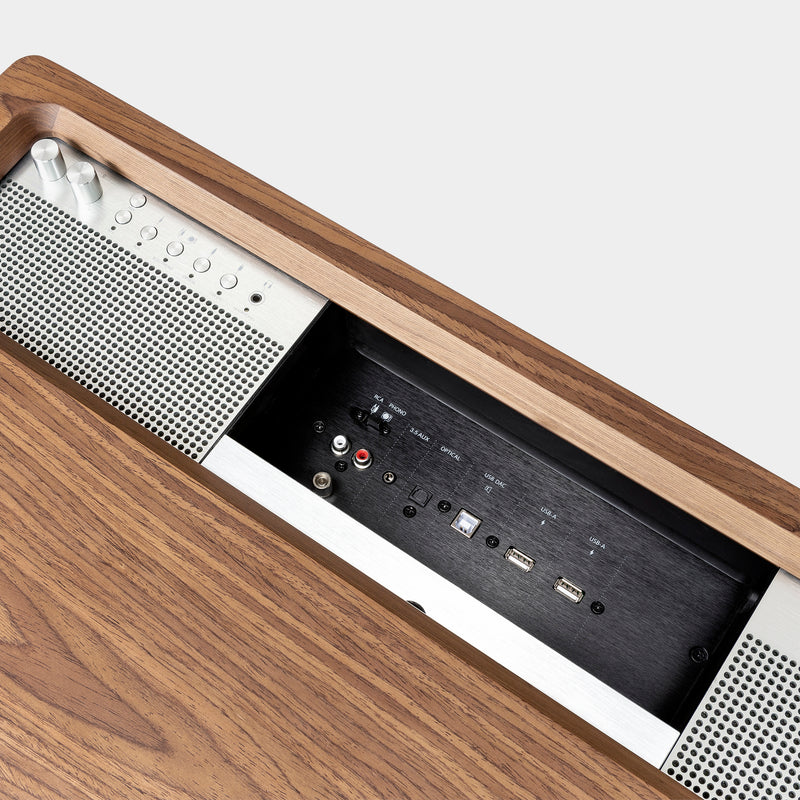 Lx Speaker Noyer in Neutral