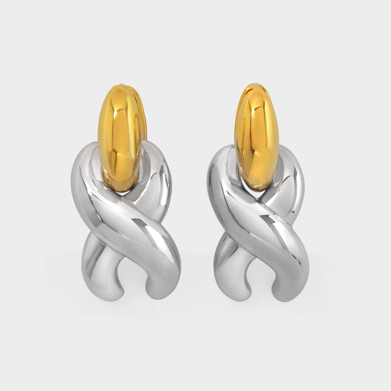 X Drop E Earrings in Gold Plated Brass